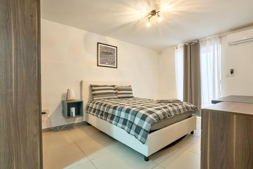Urban Front - Walking Distance From Paceville And St George Bay Beach Is-Swieqi Eksteriør billede